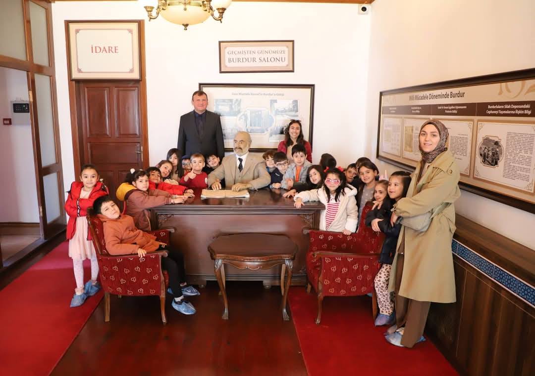 Öğrencilerimiz Mehmet Akif Ersoy İstiklal Mücadelesi Kültür Evimizi ziyaret etti.